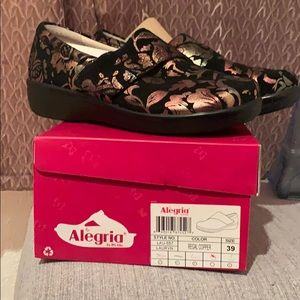 ALEGRIA “CLOGS”